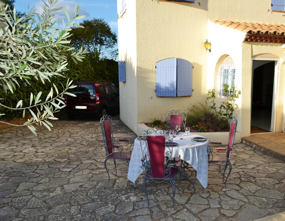 La Perle De Ceylan Hotel Montagnac  Exterior photo
